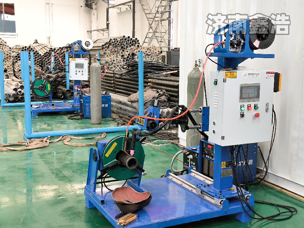 東營(yíng)石油管道行業(yè)客戶，一次選購(gòu)我司CO2法蘭自動(dòng)焊和氬弧自動(dòng)焊調(diào)試完成，客戶非常滿意。