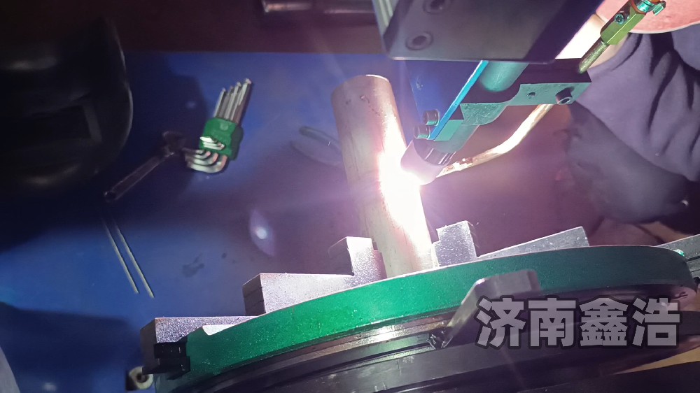 氬弧自動焊設(shè)備1140，智能數(shù)控